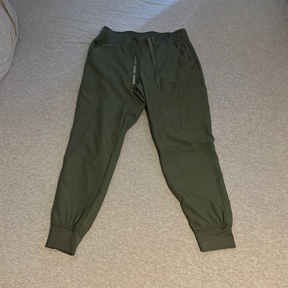 SCRUB PANTS , size small